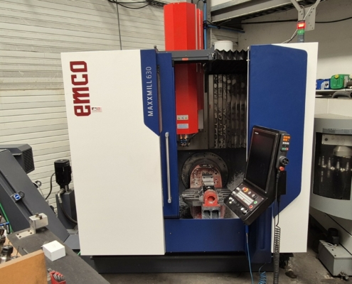 Centre 5 axes EMCO MAXXMILL 630