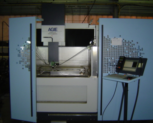 Machine électroérosion fil AGIE Progress V4 (course X800 Y550 Z525)